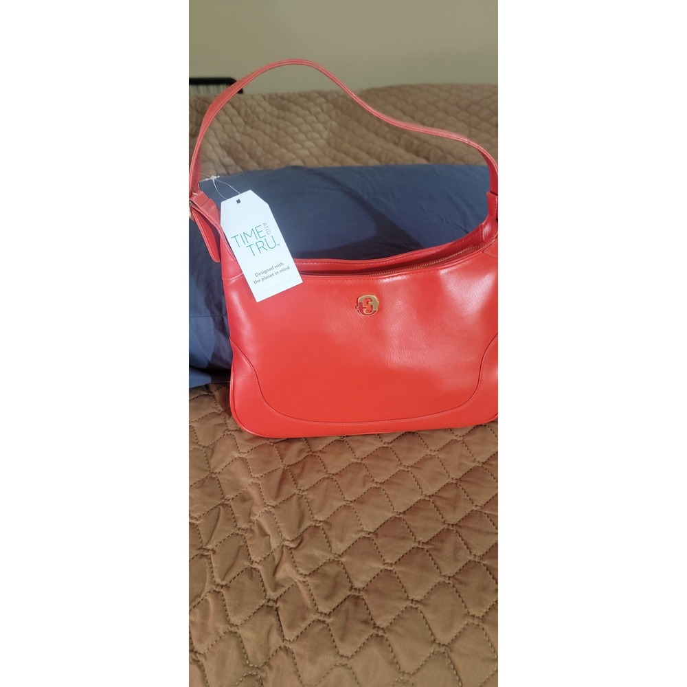 Time and Tru Red Handbag New‎